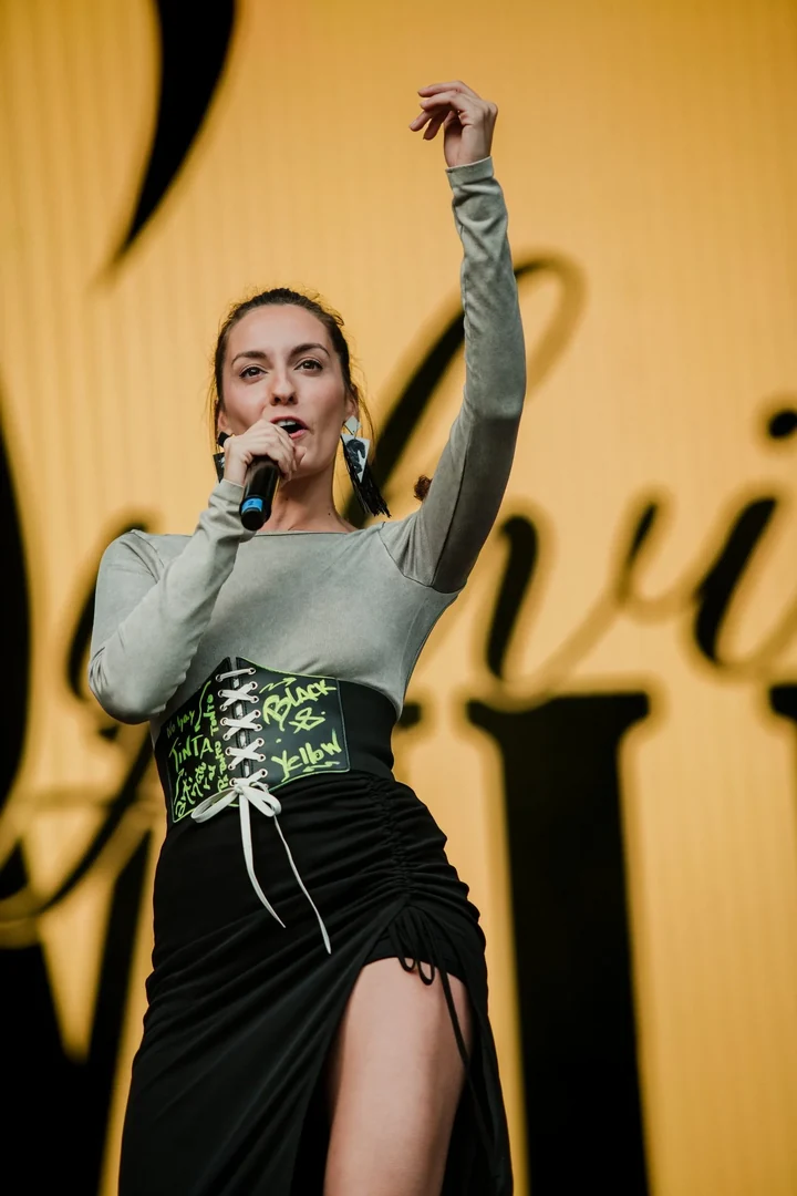 Sylvia Wild en MadBlue